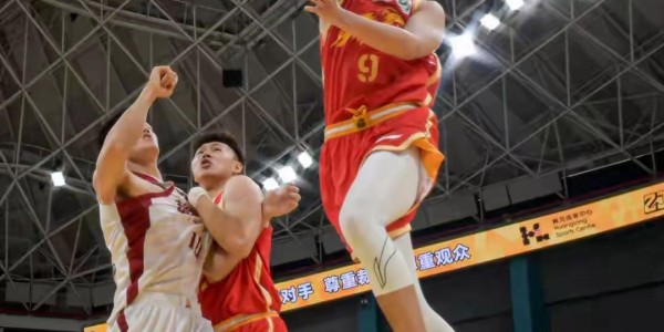 开云官网-山西男篮92-90广厦 大比分1-0领先 巴里-布朗35分